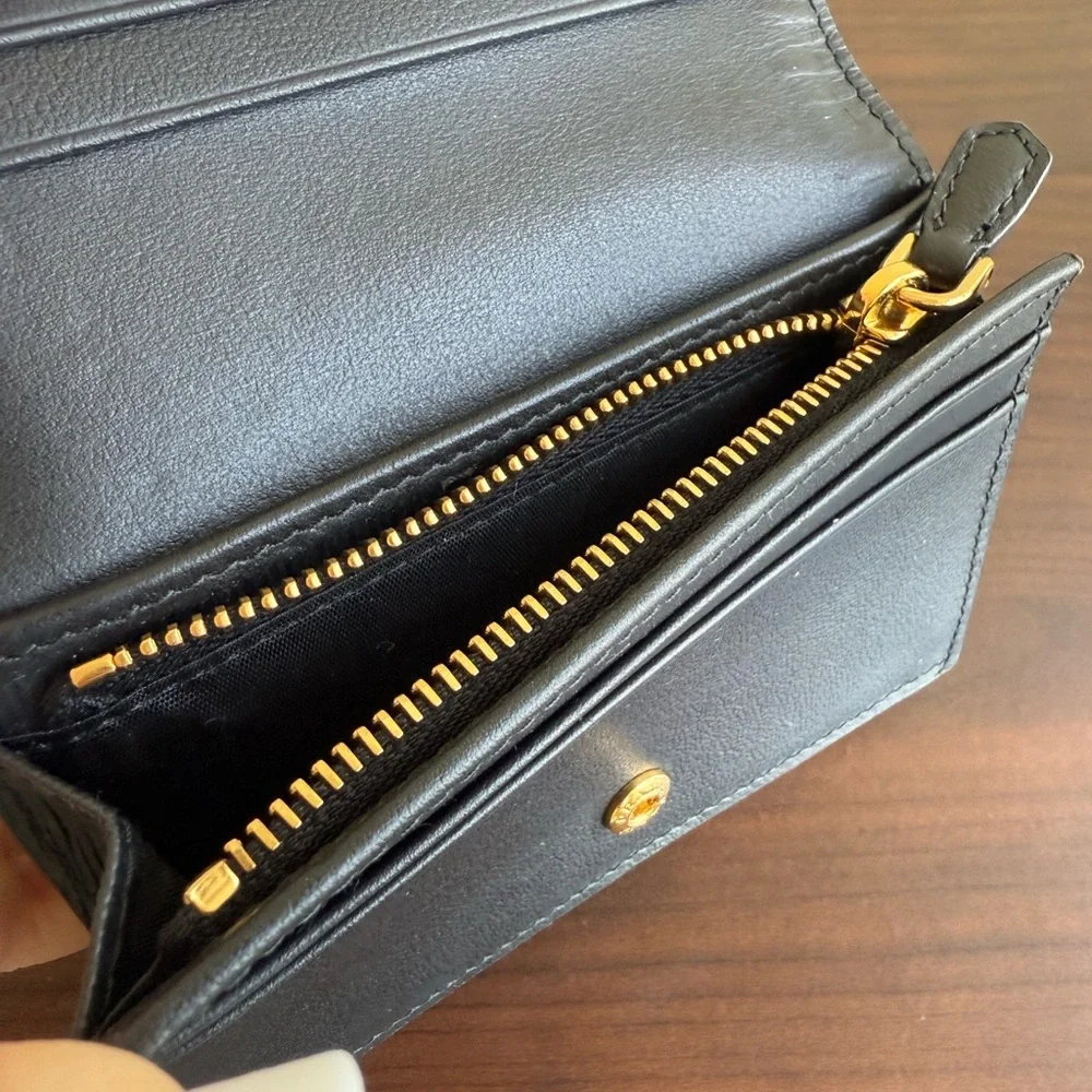 Prada classic black